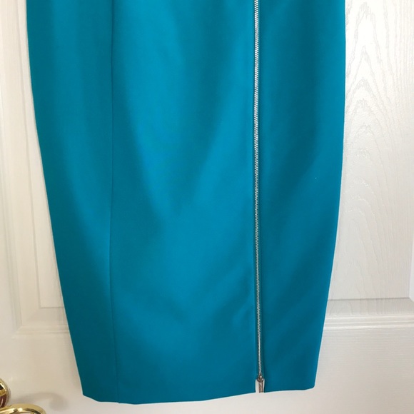 Brand new (with tags) Calvin Klein dress - Picture 4 of 4